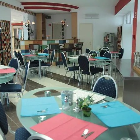 Tisza Corner 3*