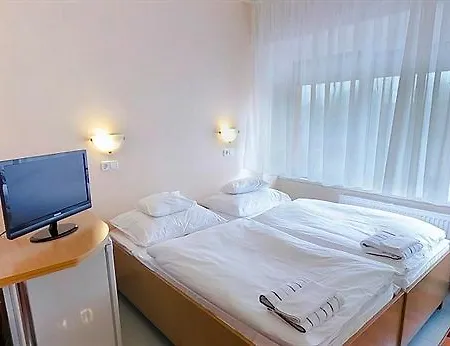 Tisza Corner 3*