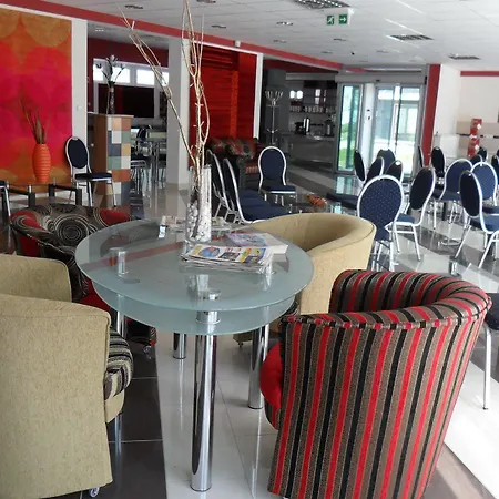 Tisza Corner 3* Segedín