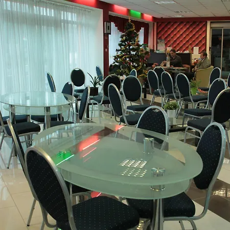 Tisza Corner Hotel 3*